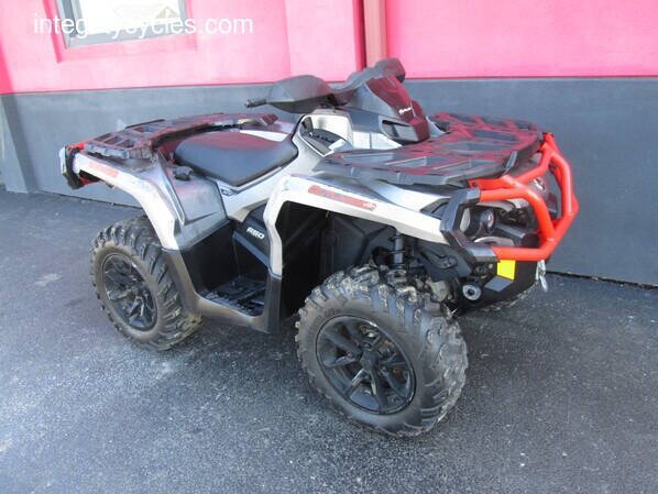 2018 Can-Am OUTLANDER MAX 650 XT