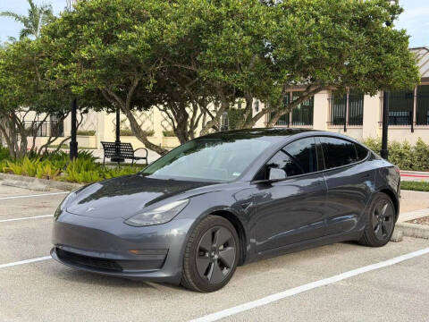 2021 Tesla Model 3 Standard Range Plus