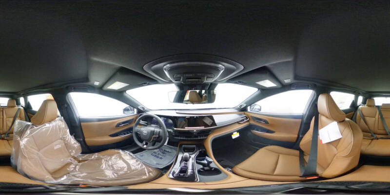 2025 Toyota Crown Signia Limited