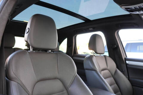 2015 Porsche Cayenne Turbo