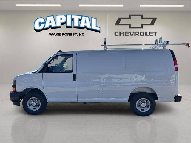 2025 Chevrolet Express 2500