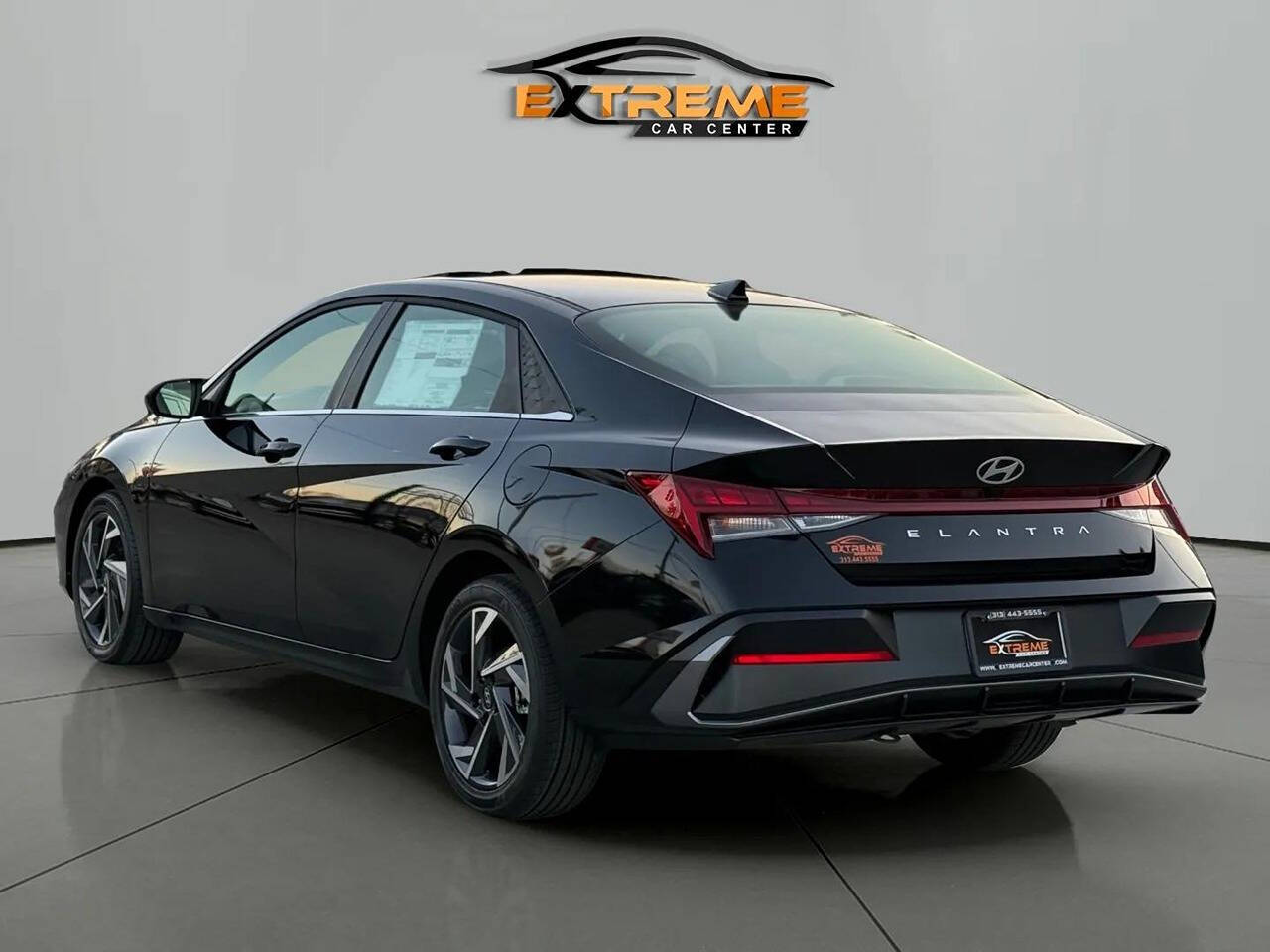 2024 Hyundai ELANTRA for sale at Extreme Car Center in Detroit, MI