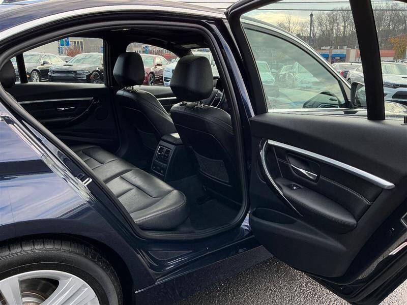 2017 BMW 3 Series 330i xDrive