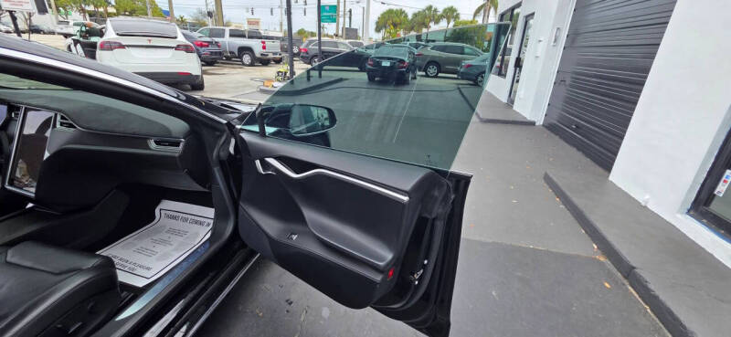 2017 Tesla Model S
