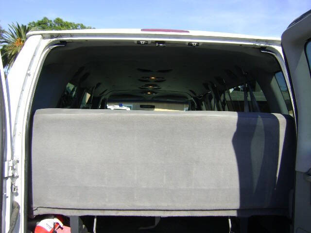 2007 Ford E-Series E-350 SD XLT