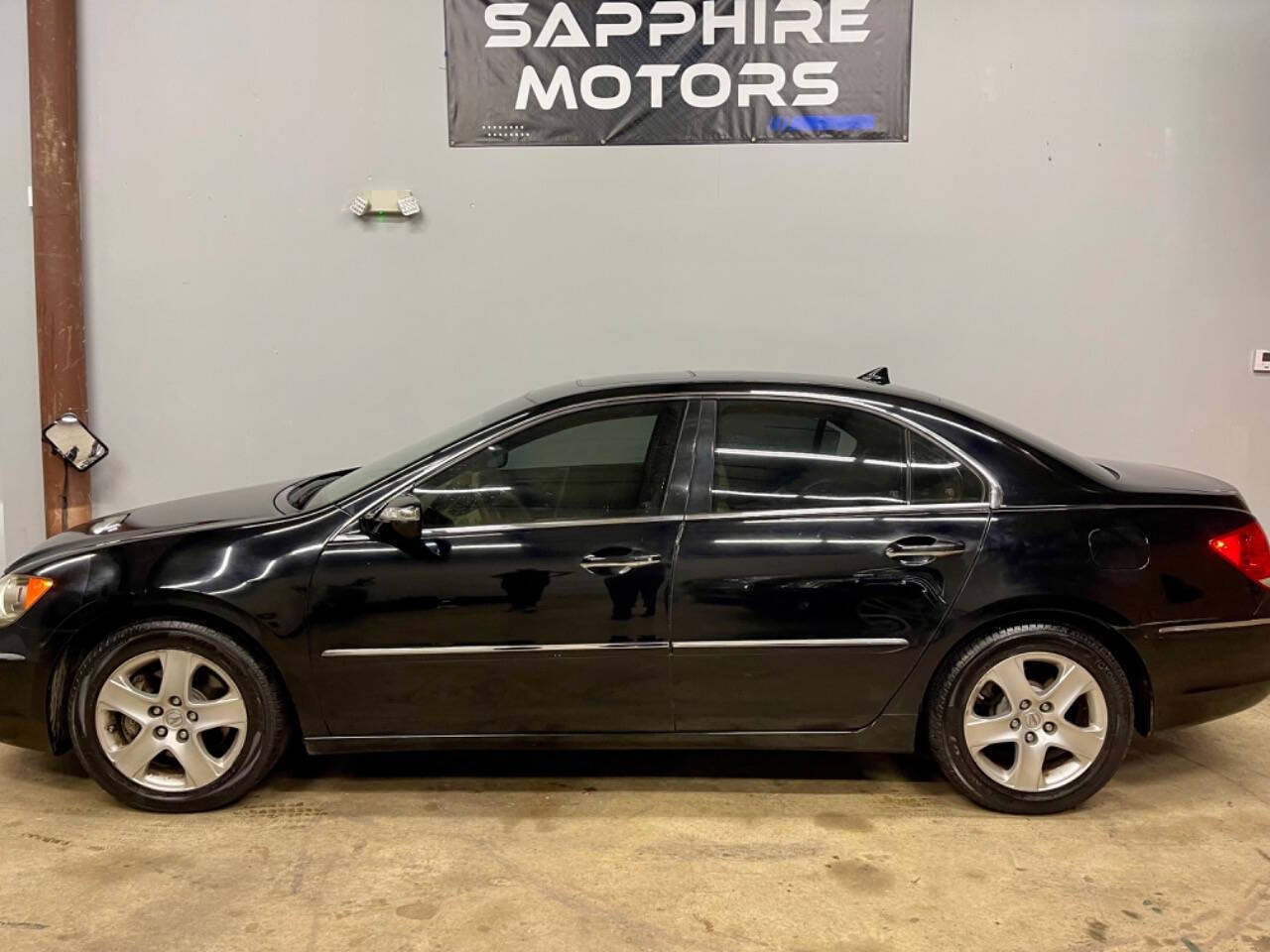 2005 Acura RL for sale at Sapphire Motors in Gurnee, IL