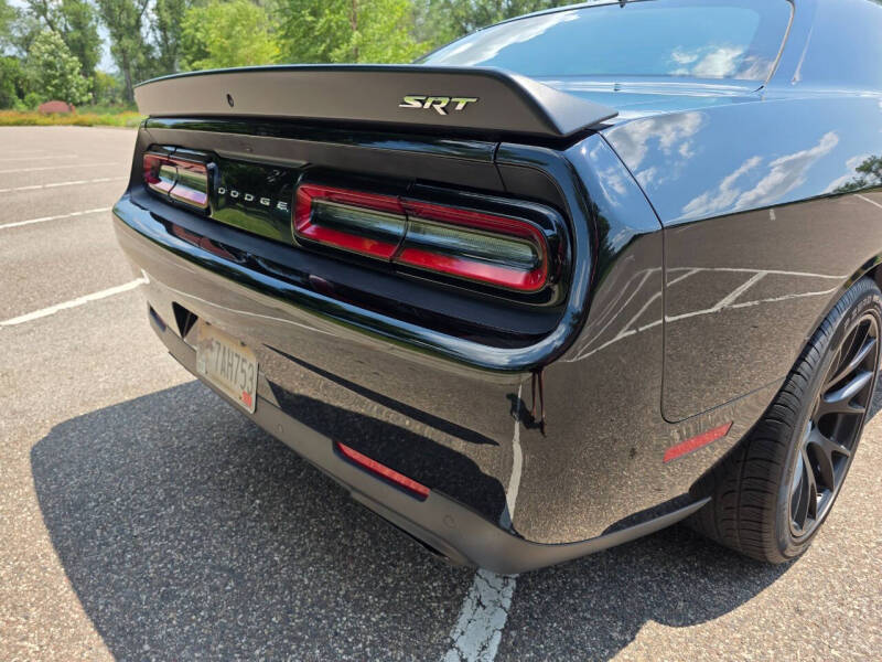 2016 Dodge Challenger SRT Hellcat