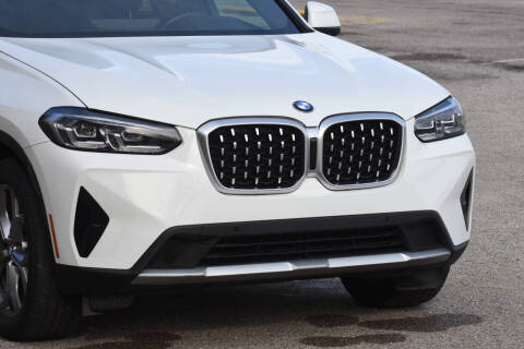 2023 BMW X4 xDrive30i