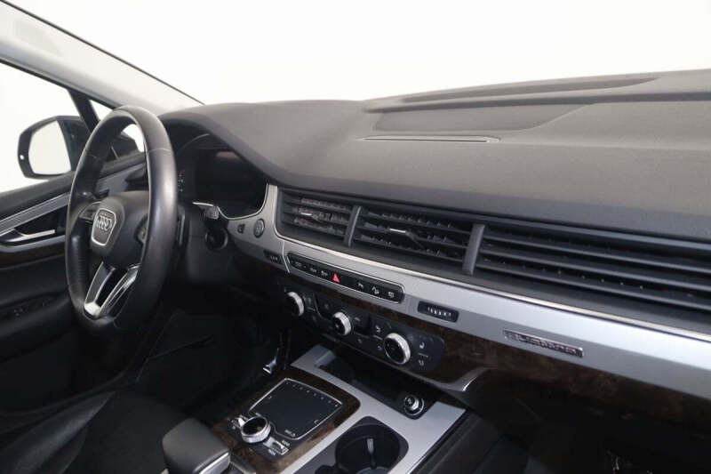 2018 Audi Q7 2.0T quattro Premium Plus