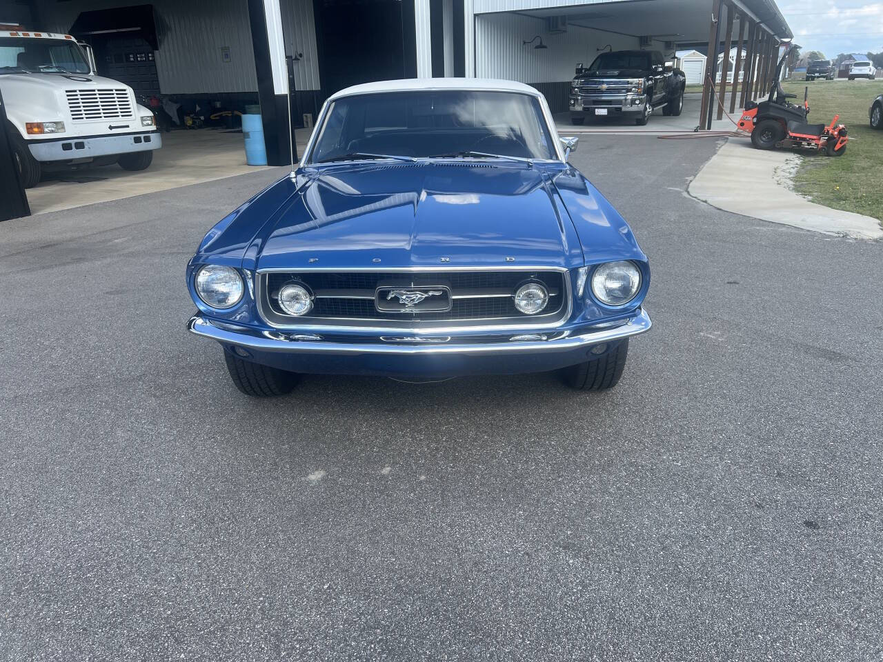 1967 Ford Mustang 5