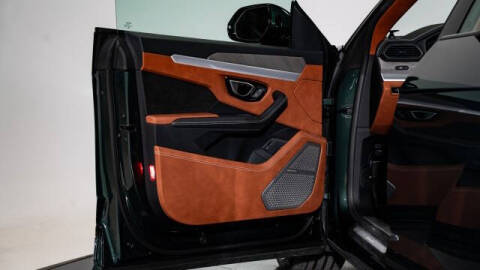 2024 Lamborghini Urus S