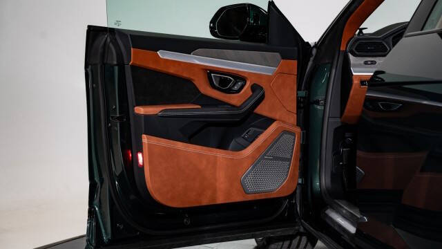 2024 Lamborghini Urus S