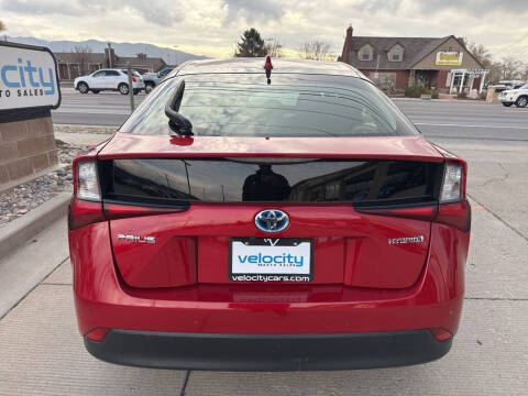 2022 Toyota Prius LE