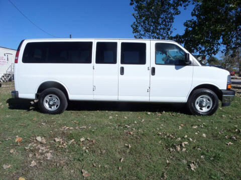 2017 Chevrolet Express LT 3500