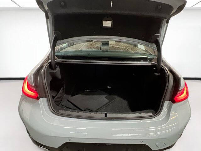 2024 BMW 3 Series 330i