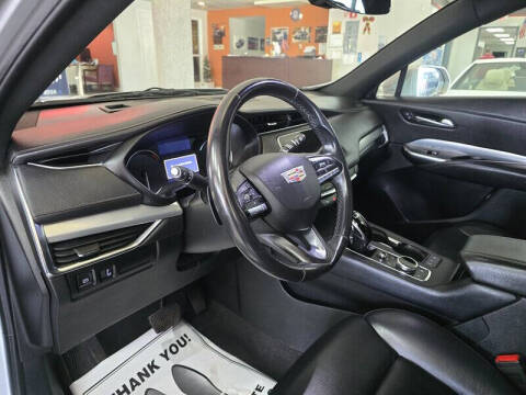 2020 Cadillac XT4 Premium Luxury