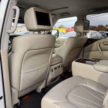 2017 Infiniti QX80