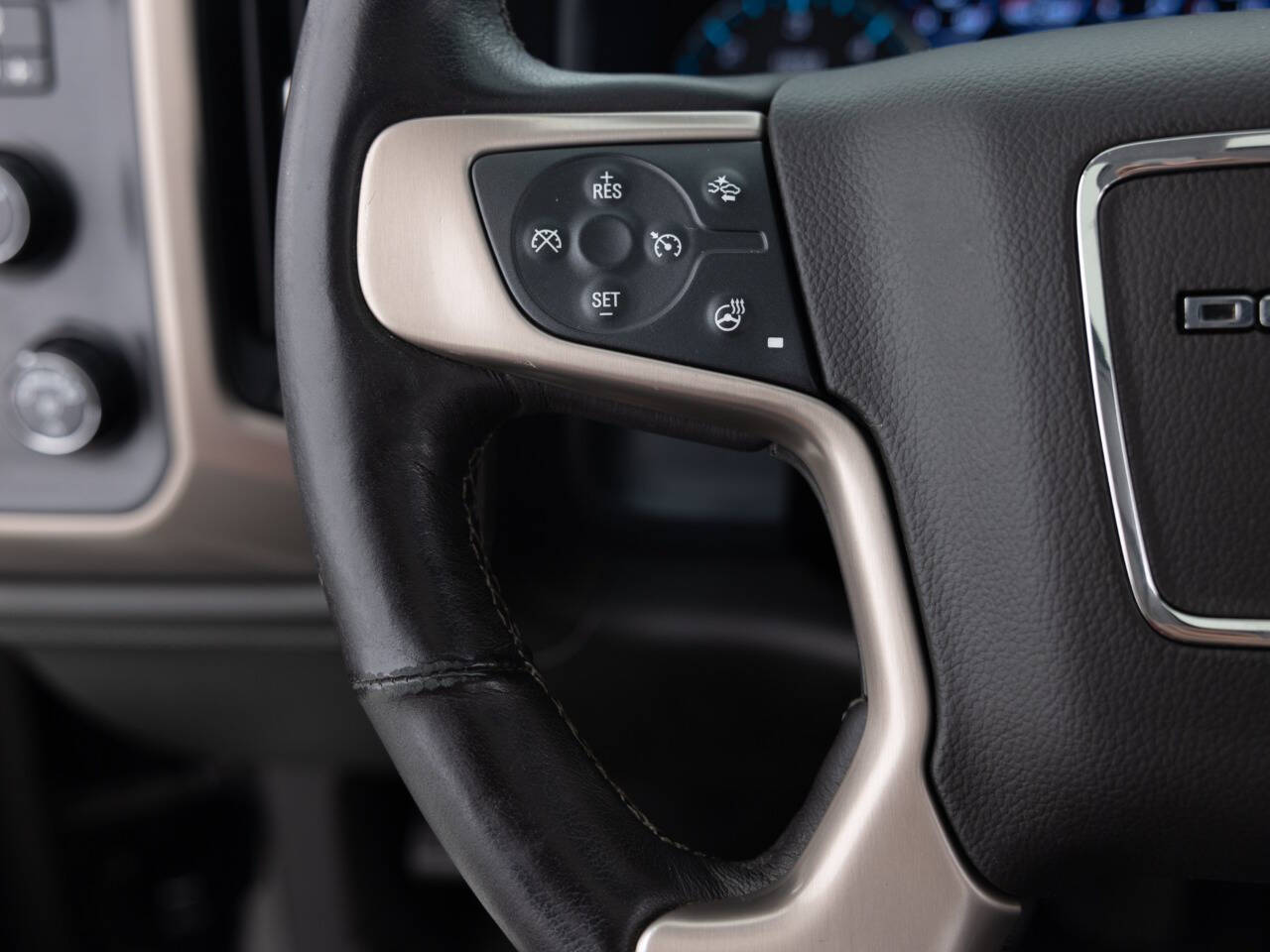 Used Car 2017 Gmc Sierra 1500  Denali 4x4 4dr Crew Cab 5.8 Ft. Sb For Sale Under $35,000 In Coal City, Illinois