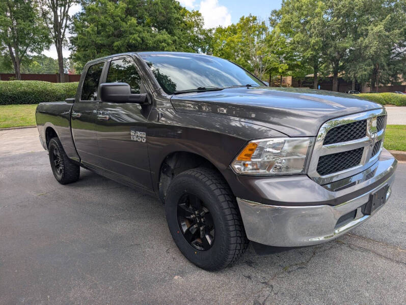 2016 RAM 1500 SLT