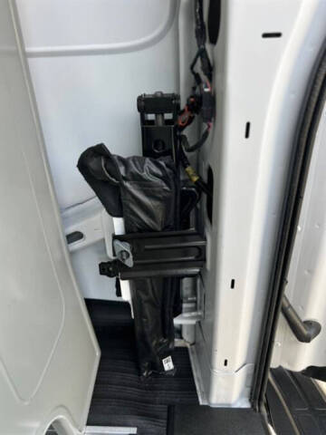 2023 GMC Savana 2500