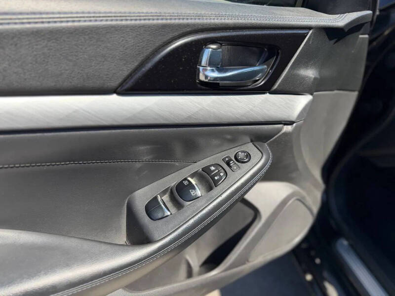 2016 Nissan Maxima