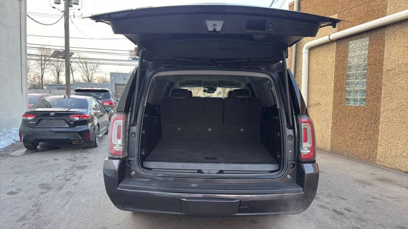 2017 GMC Yukon XL SLT