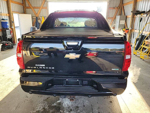 2011 Chevrolet Avalanche LTZ
