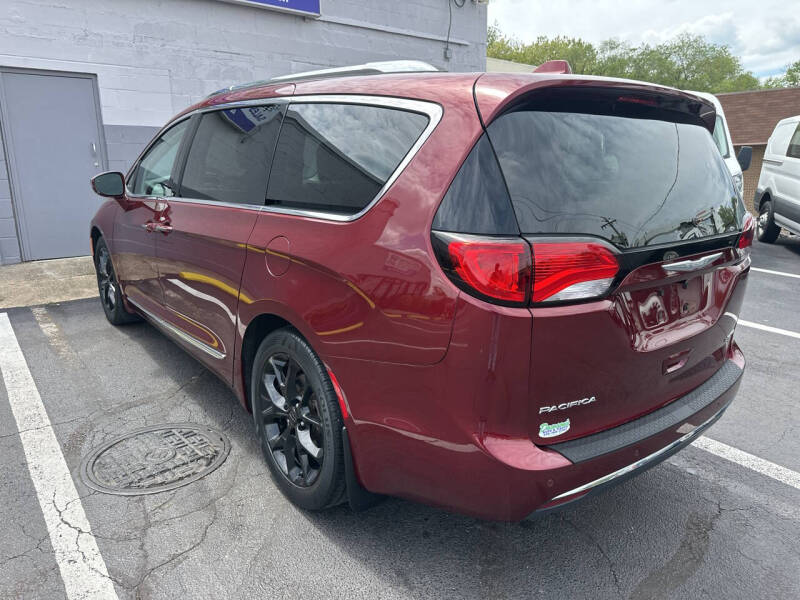 2017 Chrysler Pacifica Limited