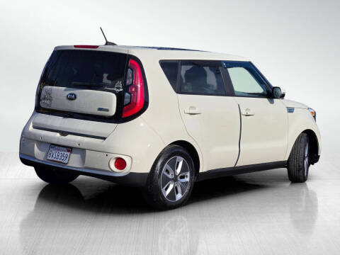 2017 Kia Soul EV +
