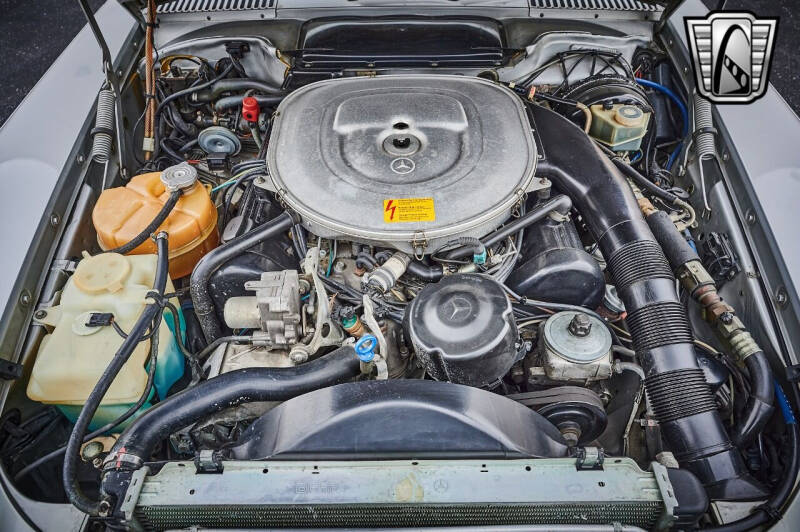 1988 Mercedes-Benz 560-Class 560 SL