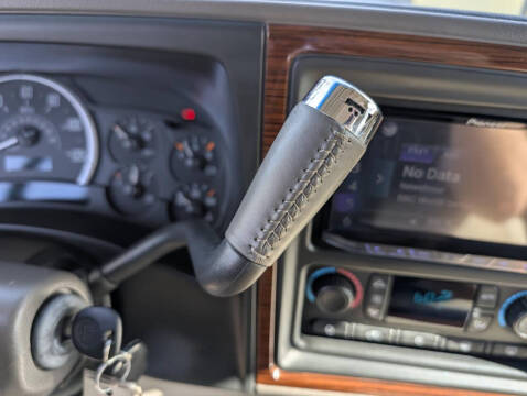 2003 Cadillac Escalade