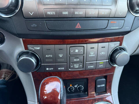 2011 Toyota Highlander Limited