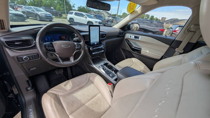 2022 Ford Explorer Platinum
