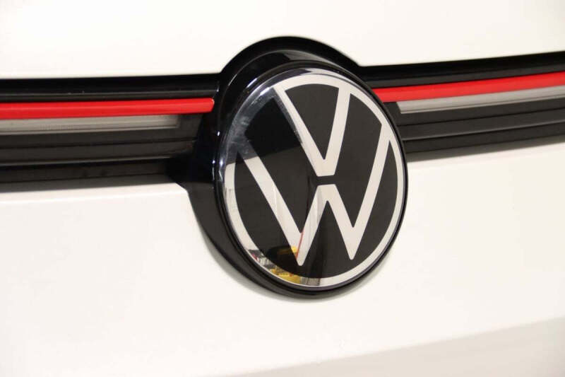 2022 Volkswagen Golf GTI SE