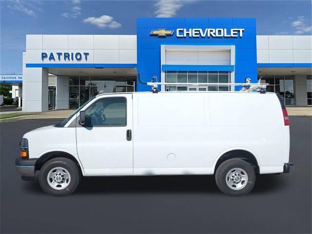 2024 Chevrolet Express 2500
