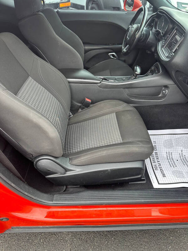 2019 Dodge Challenger SXT