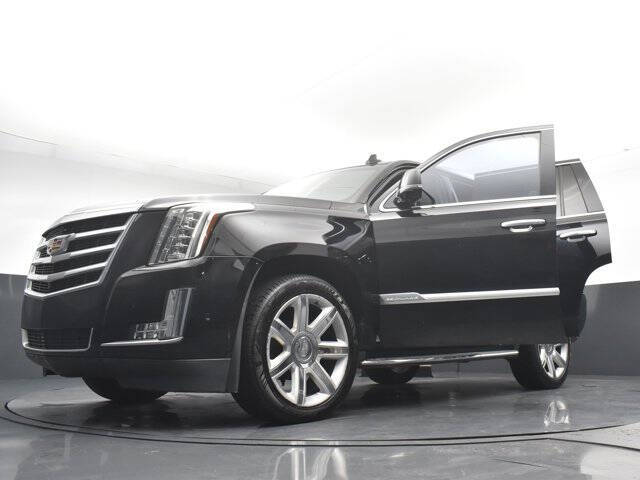 2020 Cadillac Escalade Luxury