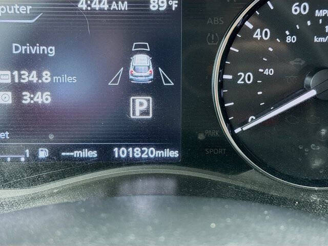 2022 Nissan Kicks SV