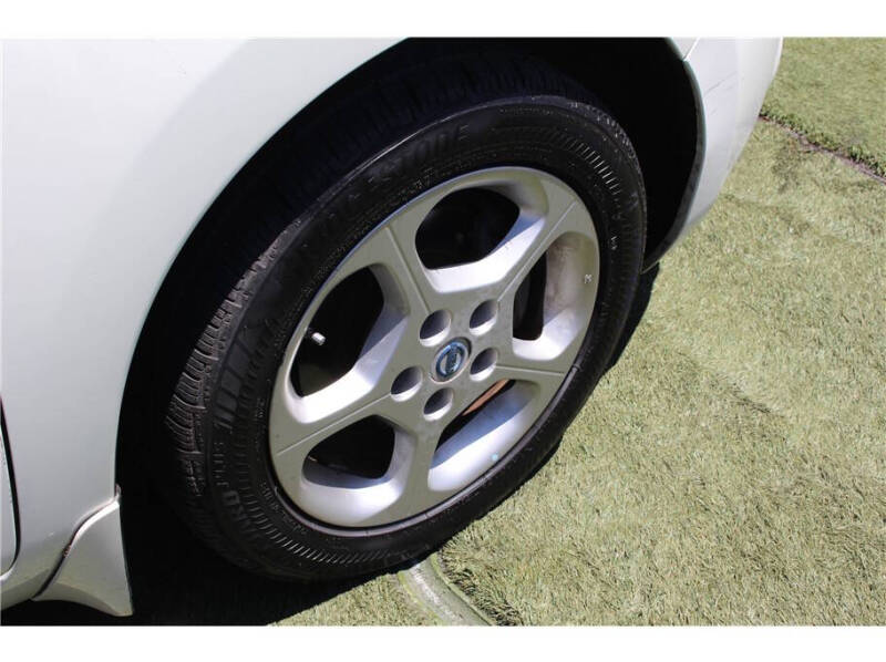 2012 Nissan LEAF