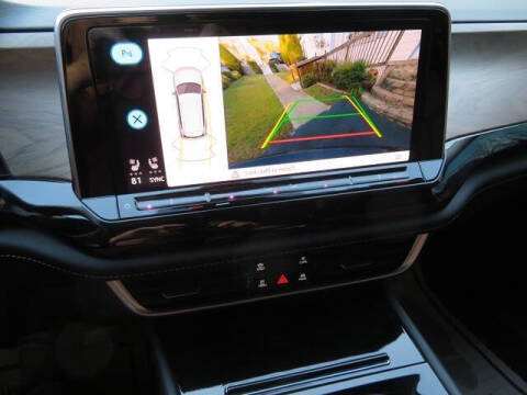 2024 Volkswagen Atlas SE