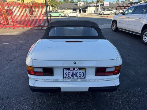 1990 Porsche 944 S2