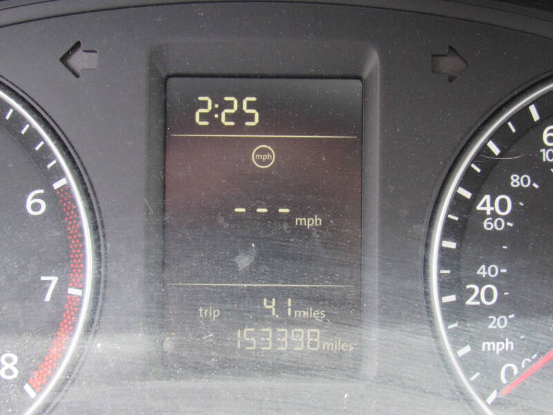 2013 Volkswagen Passat S