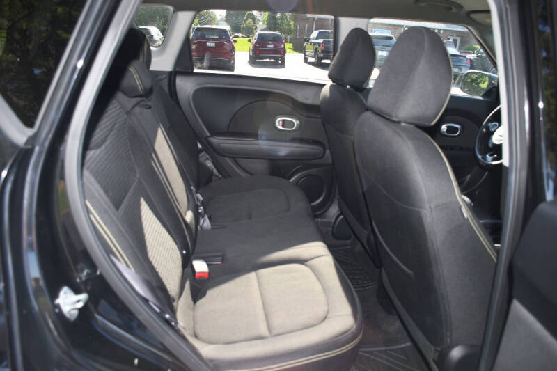 2015 Kia Soul +