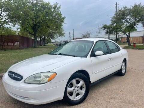 2002 Ford Taurus for sale at TWIN CITY MOTORS in Houston TX