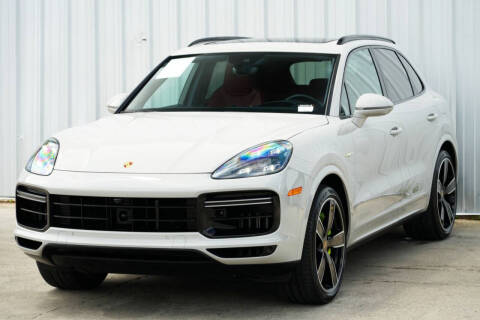2022 Porsche Cayenne Turbo S E-Hybrid