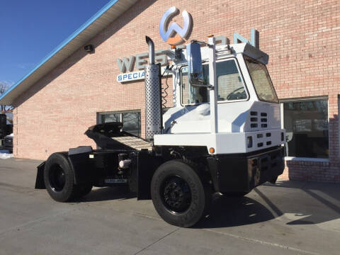 2006 Capacity TJ5000 Yard Spotter