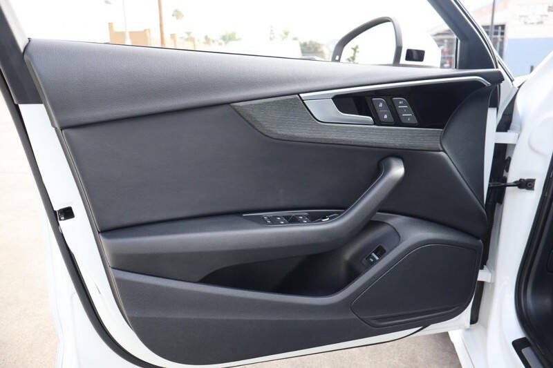 2021 Audi A4 quattro Premium 40 TFSI