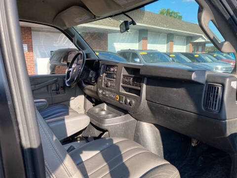 2016 Chevrolet Express 2500