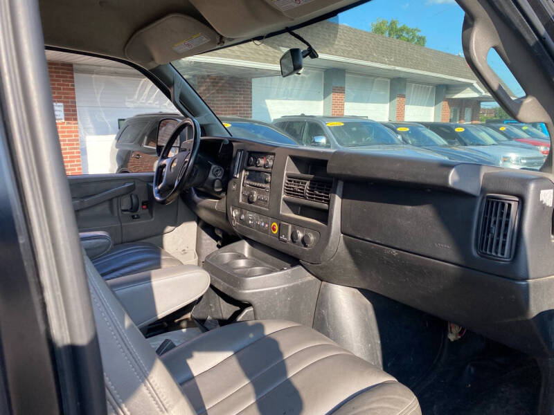 2016 Chevrolet Express 2500