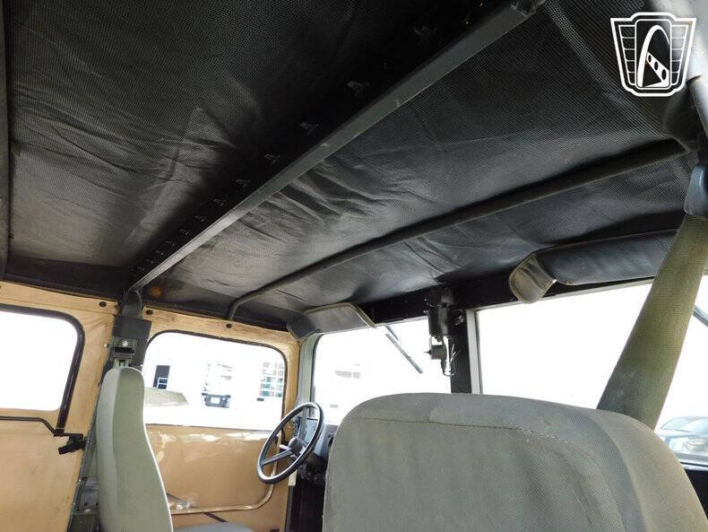 1999 AM General Hummer